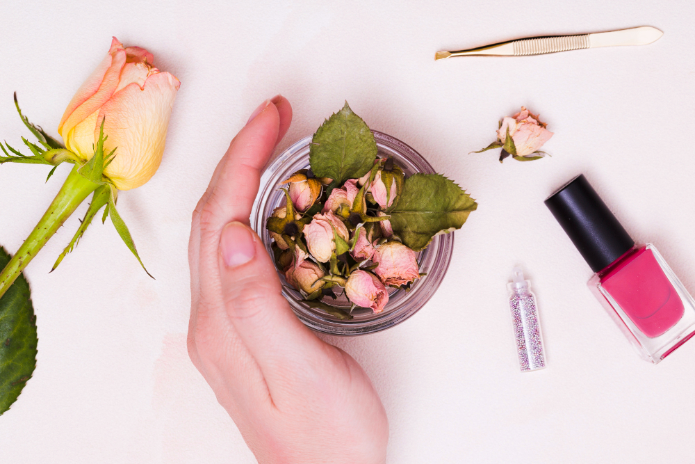 How Is Aromatherapy Used in Manicuring Services